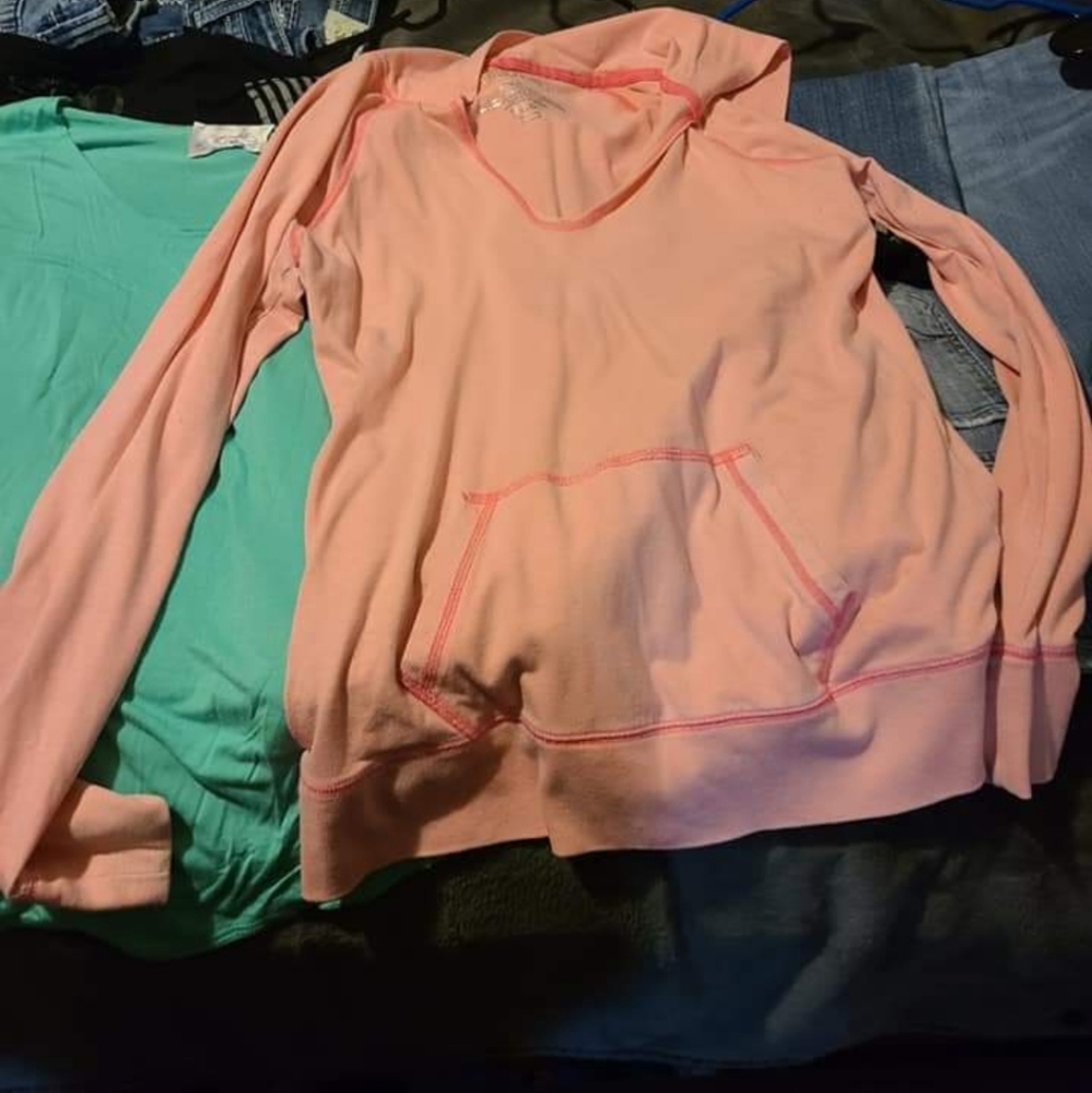Shirts - Picture 2 of 13